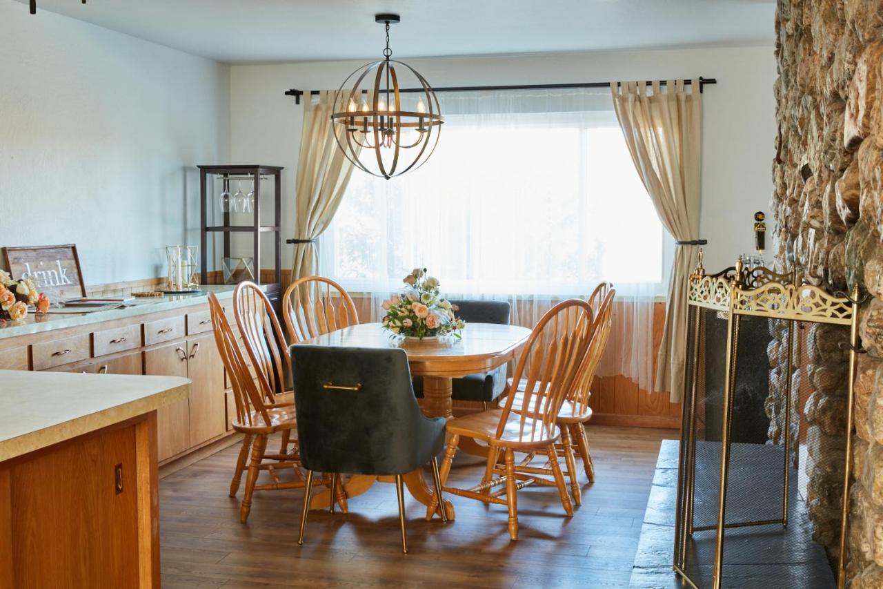 Bed And Barrel At Stonehouse Cellars Bed & Breakfast Clearlake Oaks ภายนอก รูปภาพ