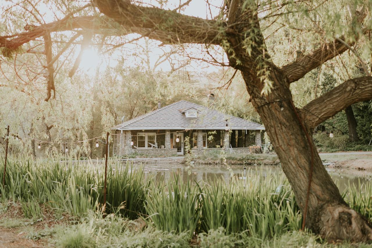 Bed And Barrel At Stonehouse Cellars Bed & Breakfast Clearlake Oaks ภายนอก รูปภาพ
