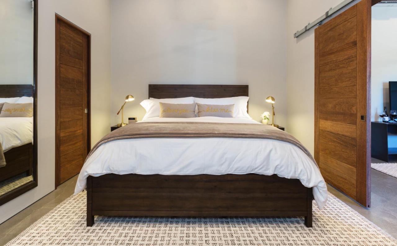 Bed And Barrel At Stonehouse Cellars Bed & Breakfast Clearlake Oaks ภายนอก รูปภาพ